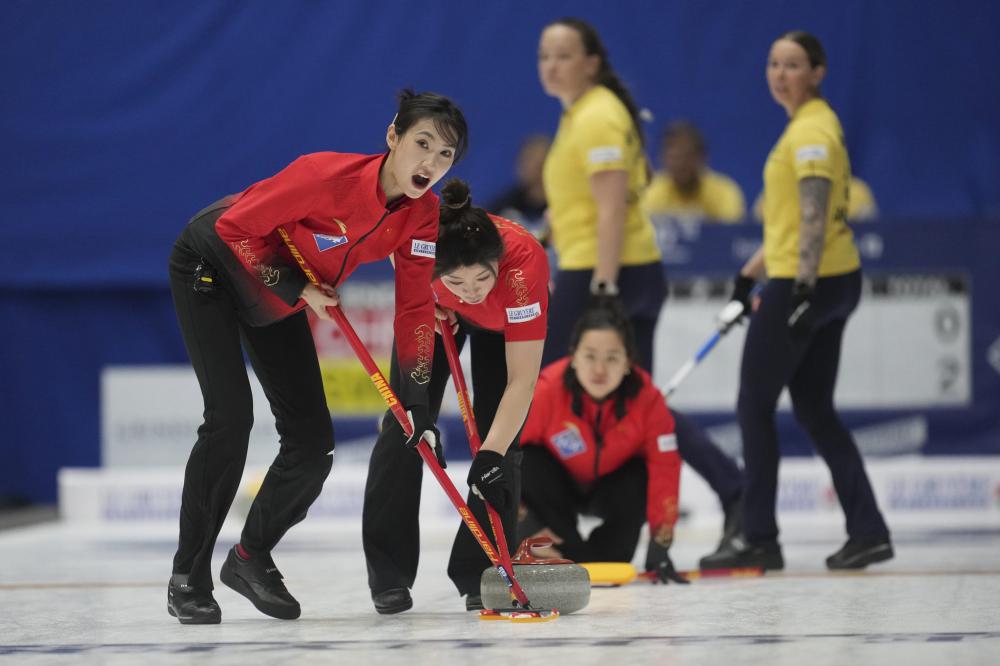 卡佩罗：差点被打成0-2前尤文踢得很糟；两名边锋回防是好迹象